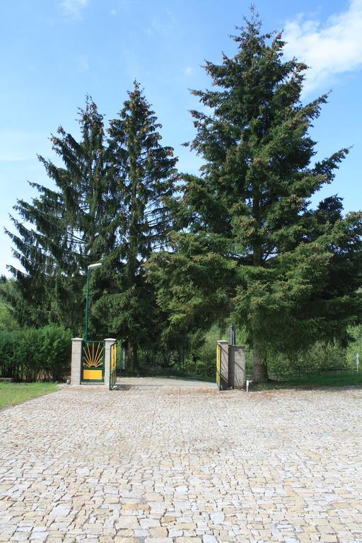 Penzion Rota Pisecne Экстерьер фото